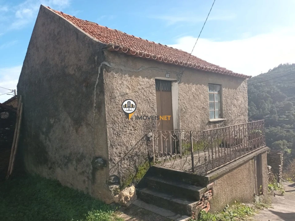 Moradia T1 para Venda em Almaceda Foto 2