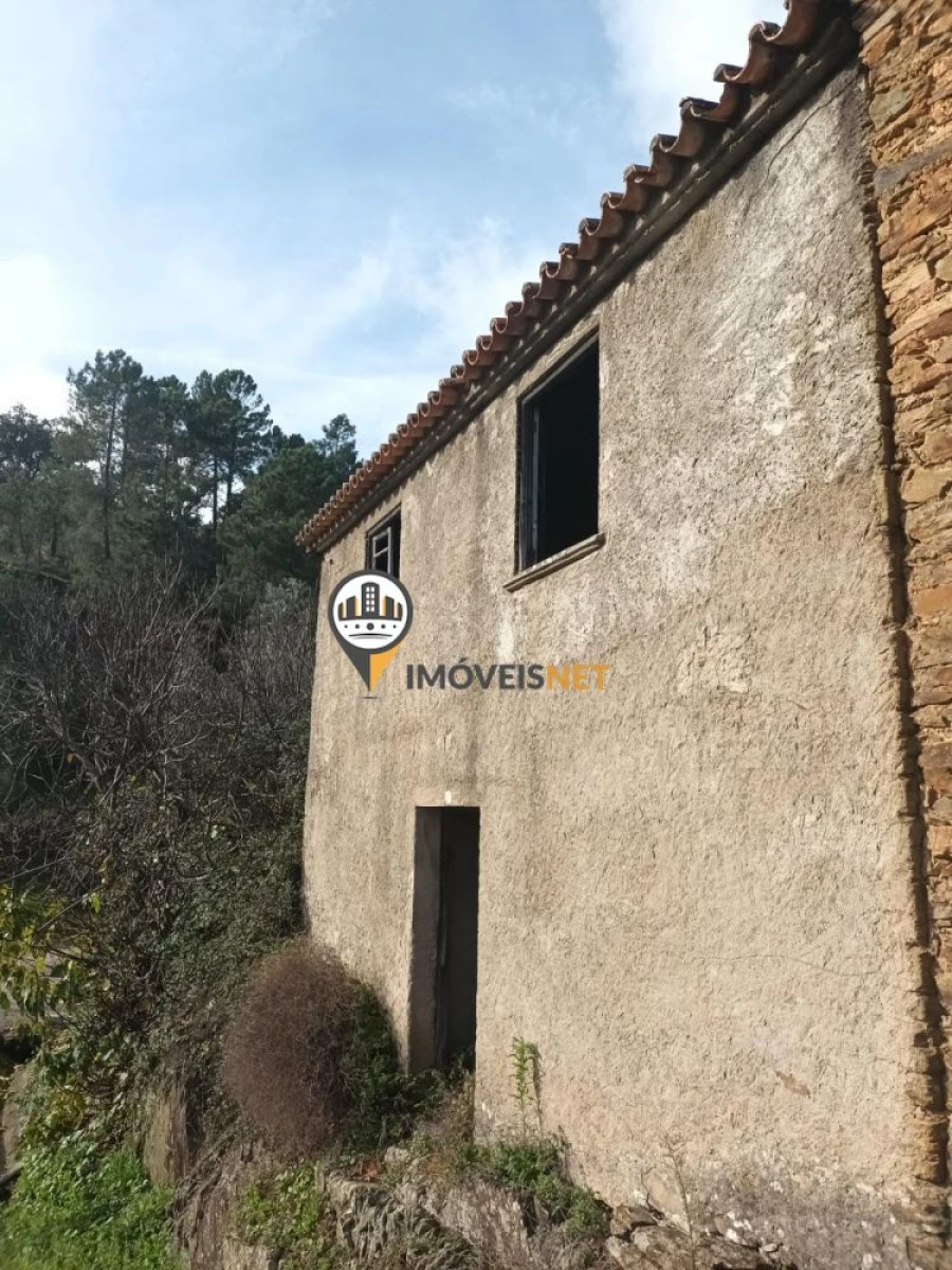 Moradia T0 para Venda em Almaceda