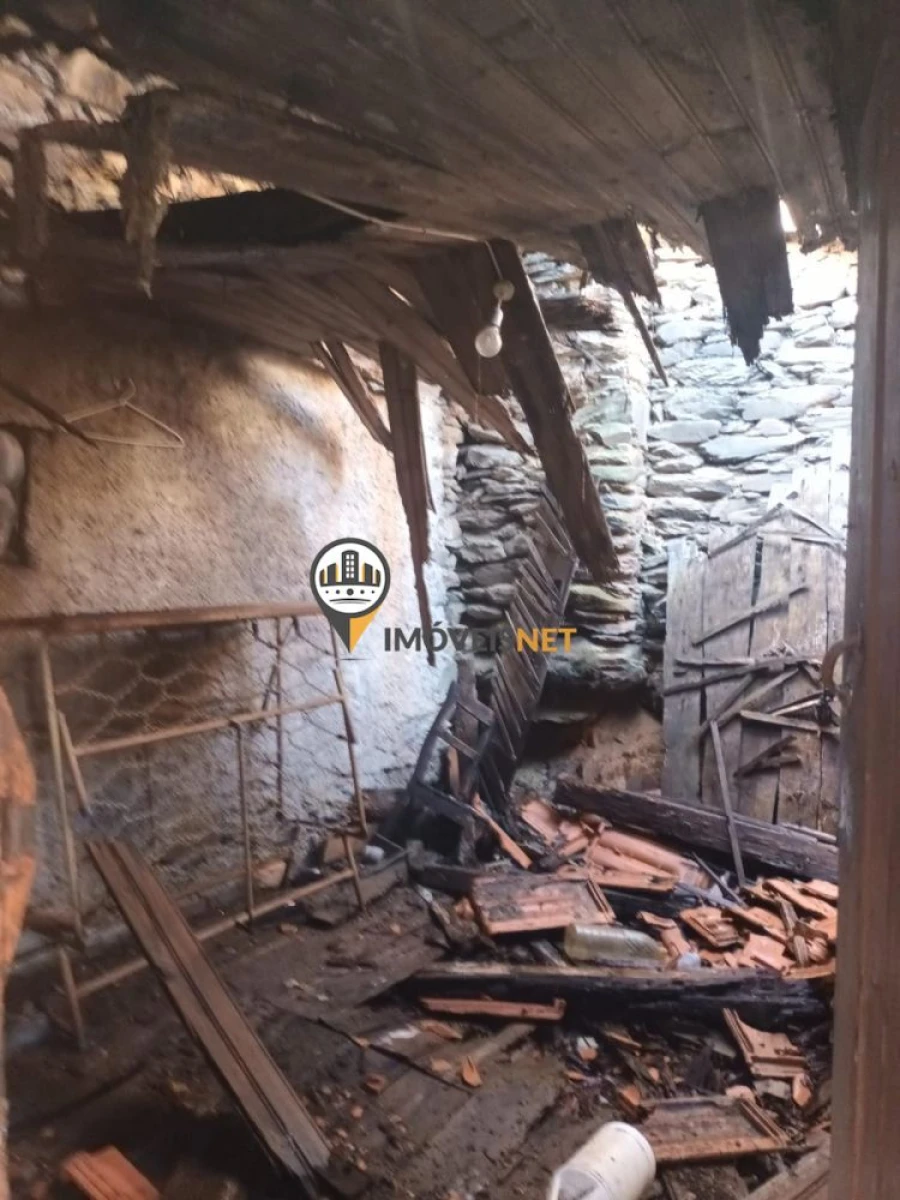 Moradia T0 para Venda em Almaceda Foto 9