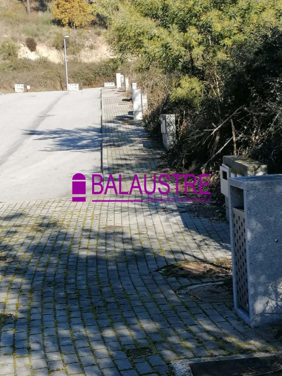 Terreno para Venda em Lamego (Almacave e Sé) Foto 1
