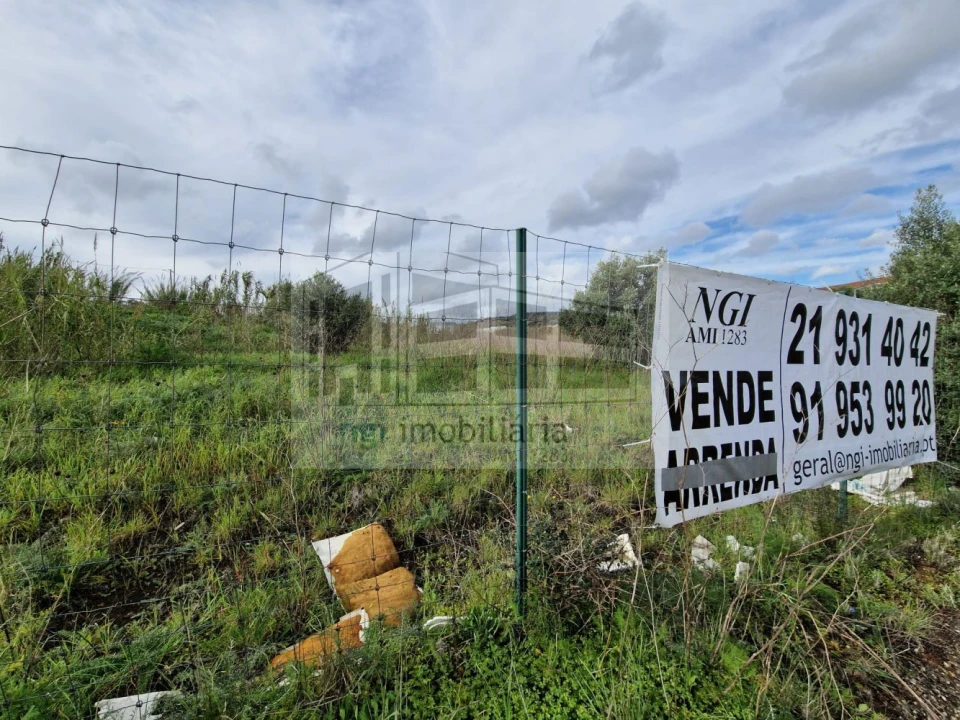 Terreno para Venda em Santo Antão e São Julião do Tojal Foto 4