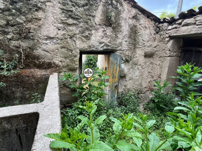 Moradia T0 para Venda em Póvoa de Rio de Moinhos e Cafede Foto 32