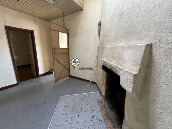 Moradia T0 para Venda em Póvoa de Rio de Moinhos e Cafede Foto 15