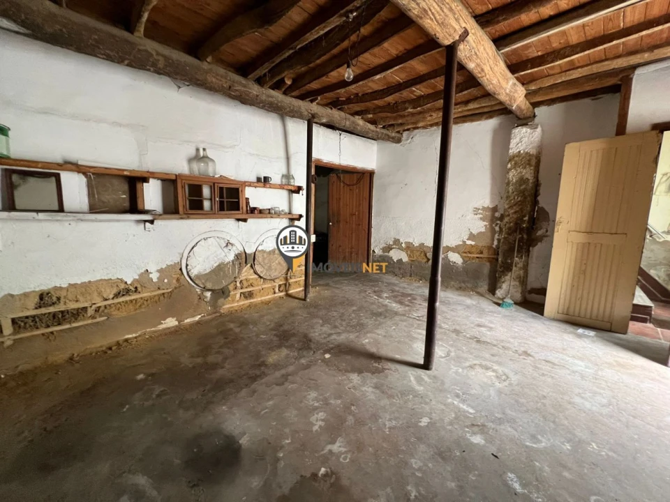 Moradia T0 para Venda em Póvoa de Rio de Moinhos e Cafede Foto 3