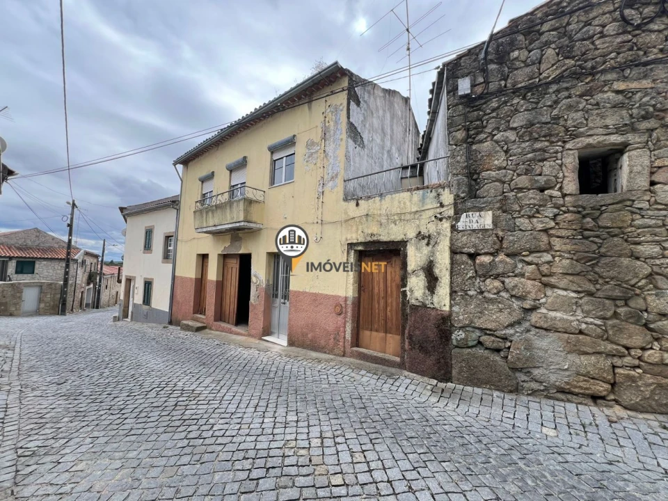Moradia T0 para Venda em Póvoa de Rio de Moinhos e Cafede Foto 2
