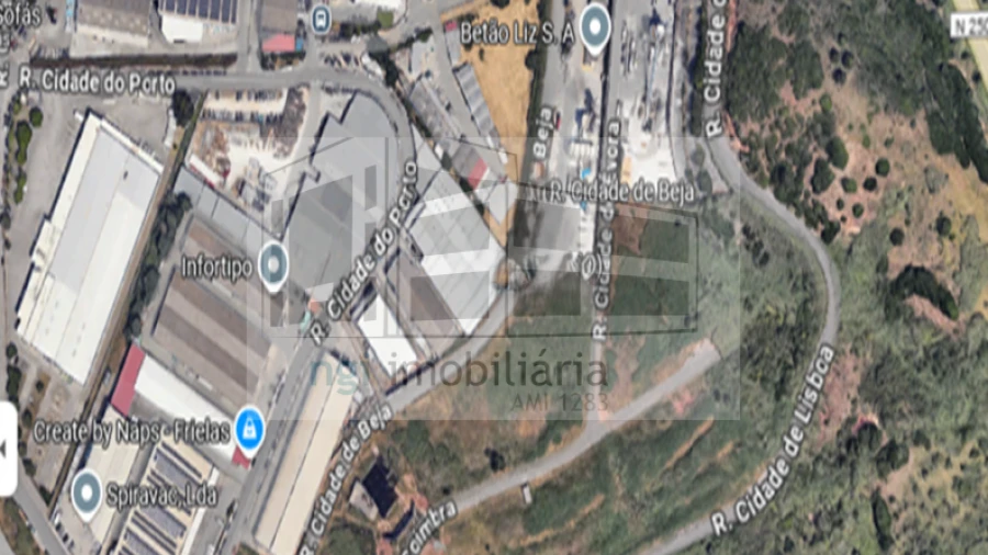 Terreno para Venda em Santo António dos Cavaleiros e Frielas