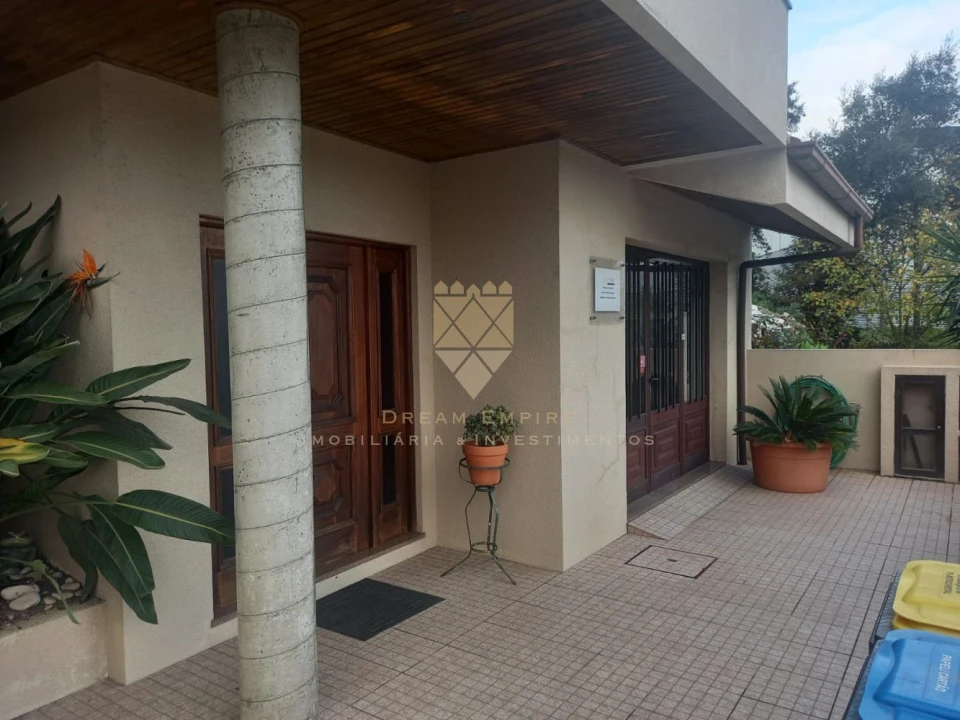 Moradia T3 para Venda em Campo e Sobrado Foto 12