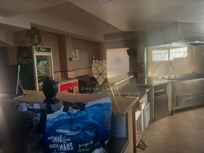 Loja para Trespasse em Custóias, Leça do Balio e Guifões Foto 11