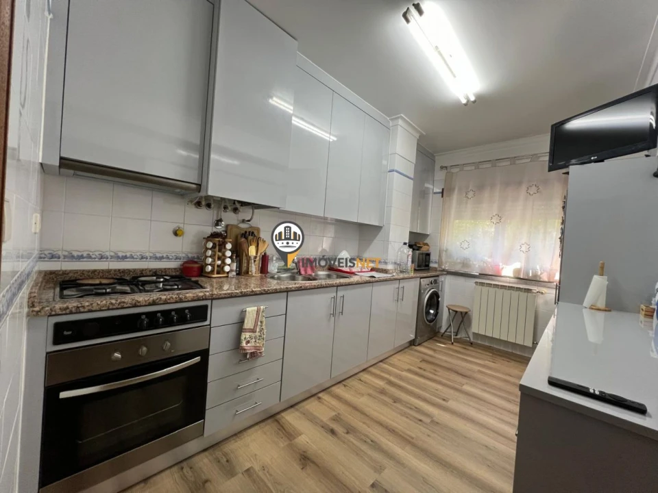 Apartamento T2 para Venda em Castelo Branco Foto 3