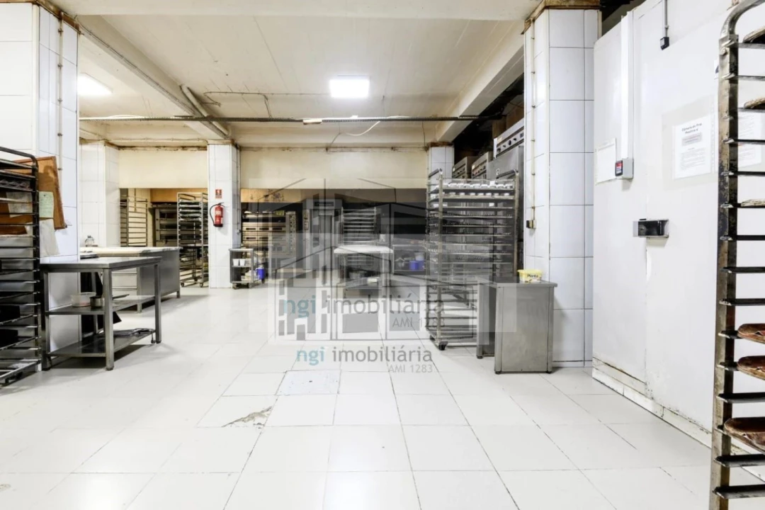 Loja para Trespasse em Santa Clara Foto 1