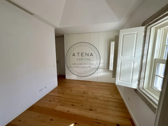 Apartamento T2 para Venda em Cedofeita, Santo Ildefonso, Sé, Miragaia, São Nicolau e Vitória Foto 29