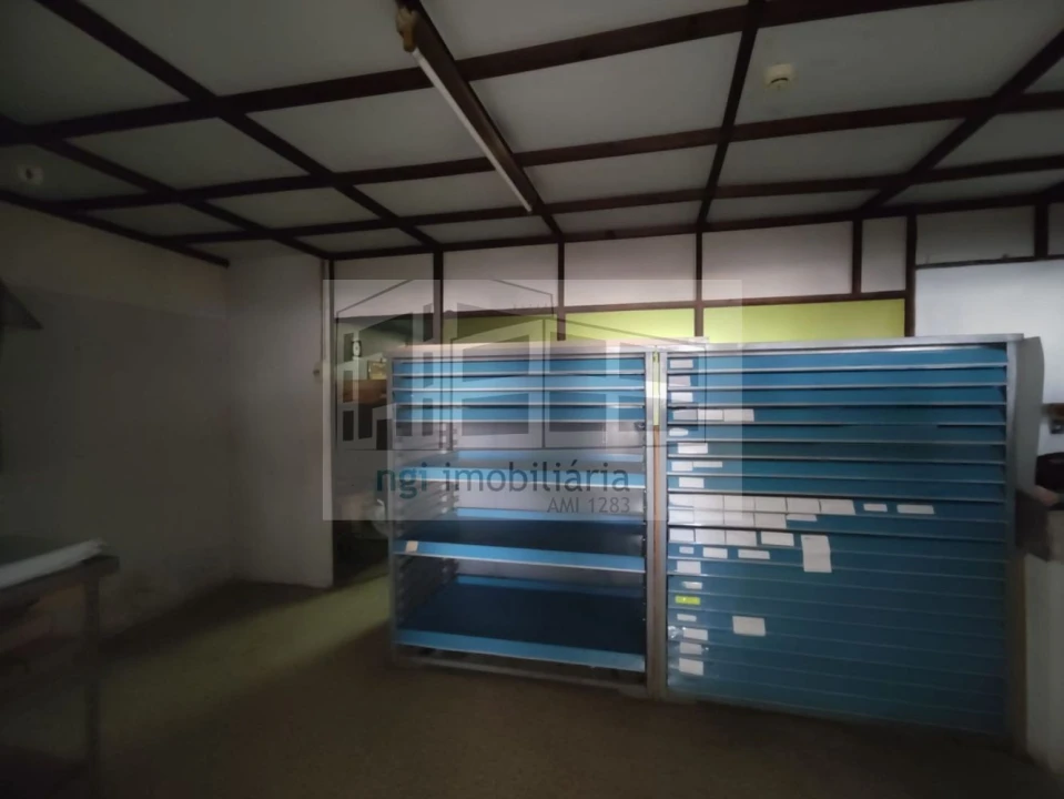 Loja para Arrendamento em Odivelas Foto 7