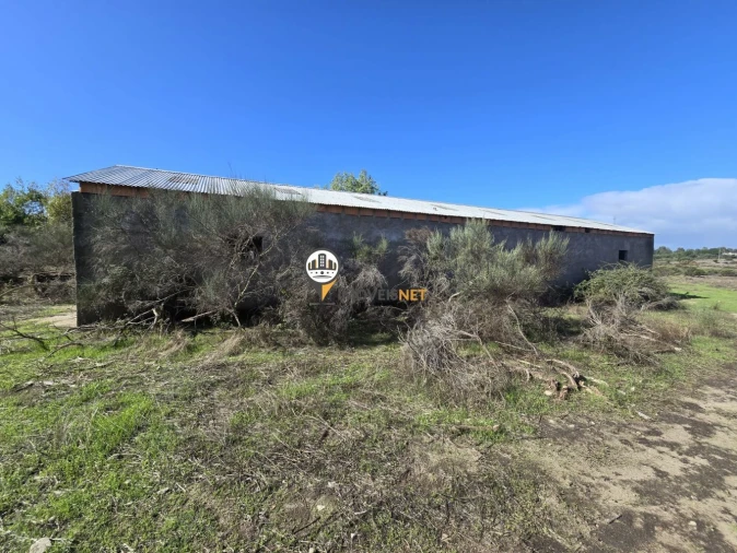 Quinta T0 para Venda em Escalos de Cima e Lousa Foto 27