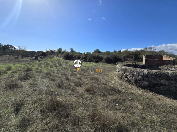 Quinta T0 para Venda em Escalos de Cima e Lousa Foto 34