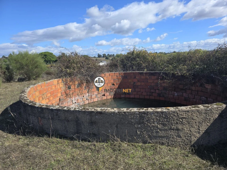 Quinta T0 para Venda em Escalos de Cima e Lousa Foto 9