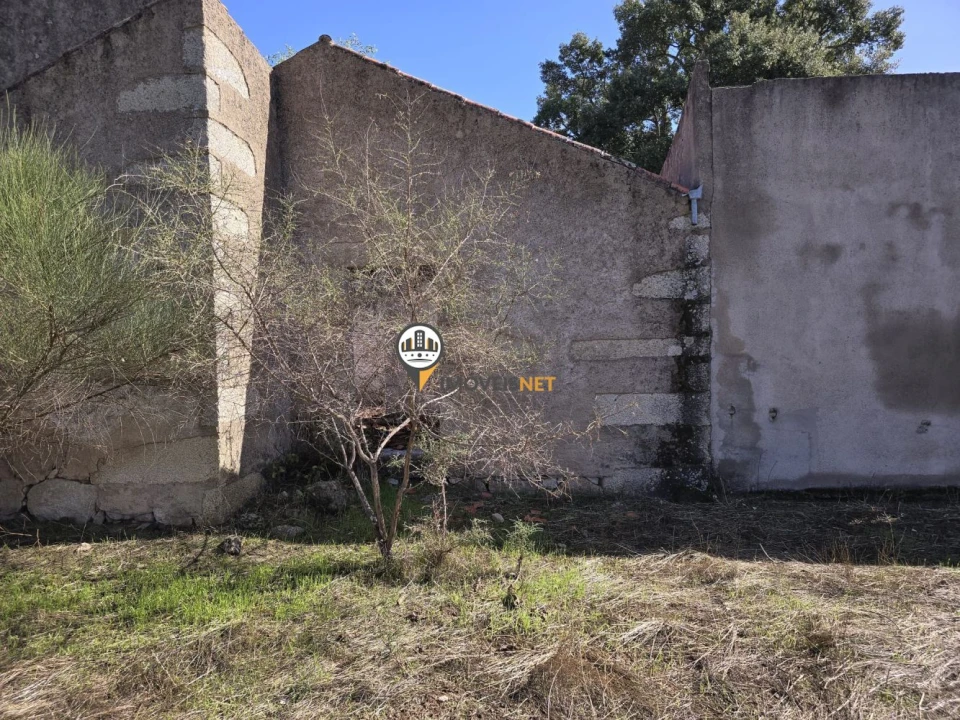 Quinta T0 para Venda em Escalos de Cima e Lousa Foto 18