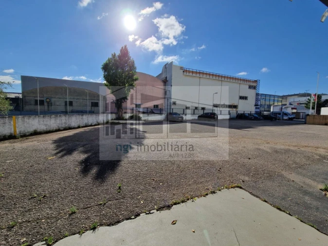 Loja para Venda em Sacavém e Prior Velho Foto 30