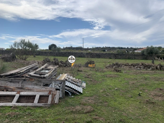 Terreno para Venda em Escalos de Baixo e Mata Foto 20