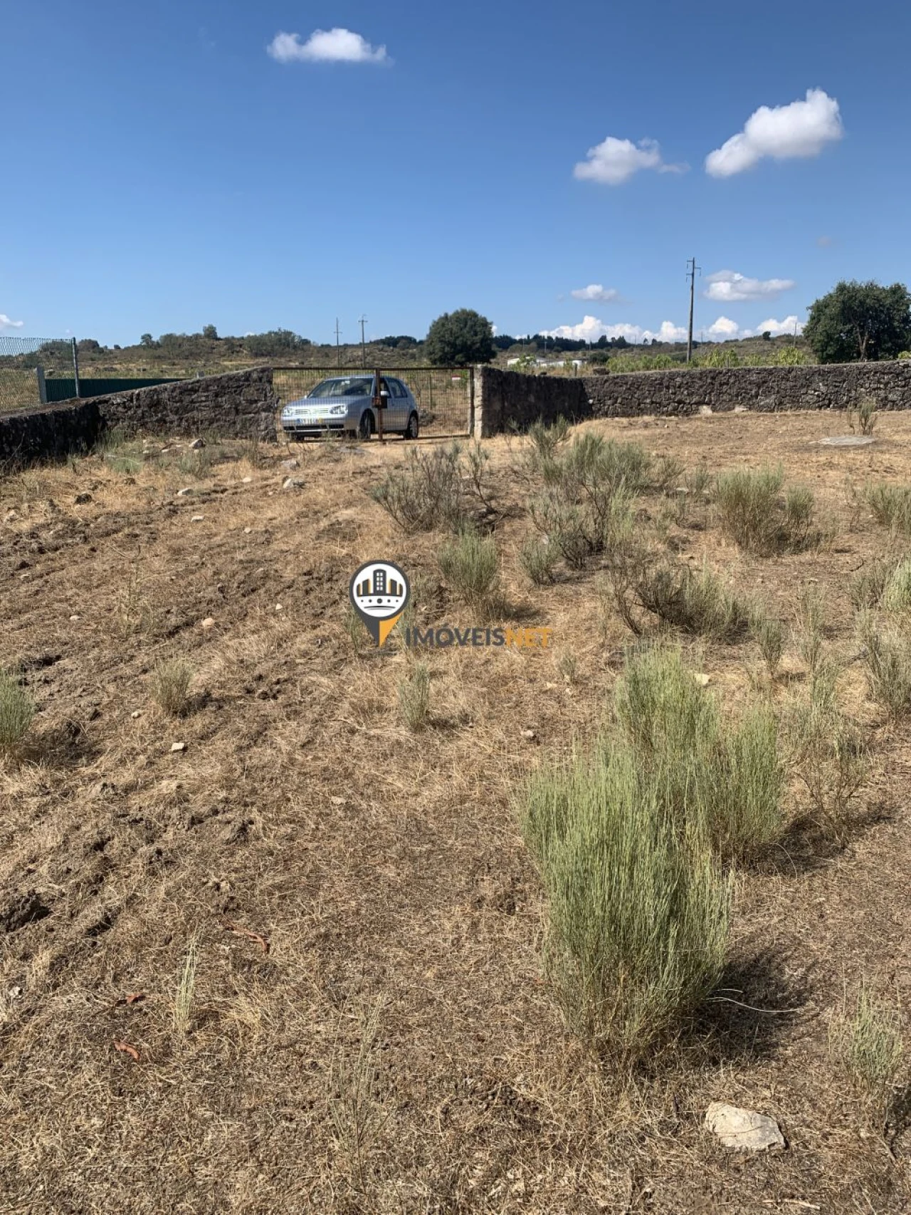 Terreno para Venda em Escalos de Baixo e Mata Foto 13