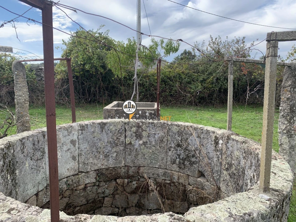 Terreno para Venda em Escalos de Baixo e Mata Foto 29