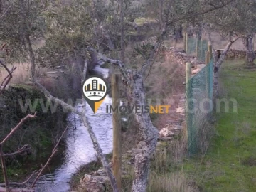 Terreno para Venda em Benquerenças