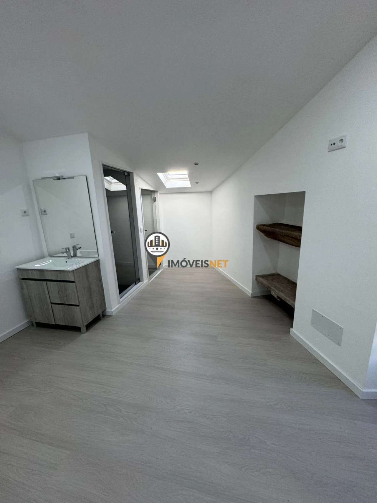 Moradia T1 para Venda em Escalos de Cima e Lousa Foto 15