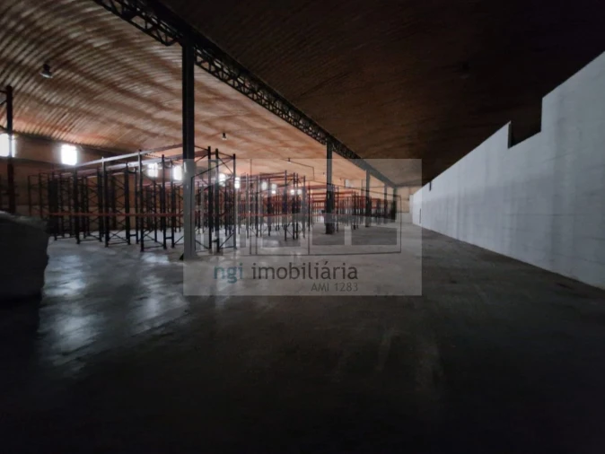 Loja para Venda em Seixal, Arrentela e Aldeia de Paio Pires Foto 9