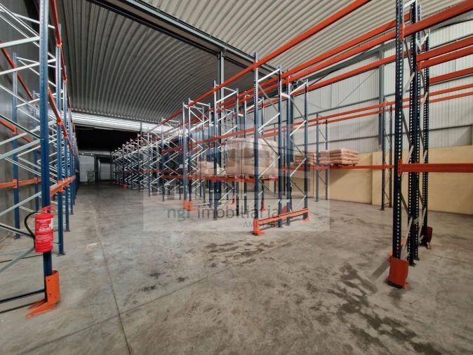 Loja para Venda em Seixal, Arrentela e Aldeia de Paio Pires Foto 1