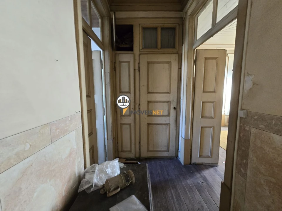 Loja para Venda em Póvoa de Rio de Moinhos e Cafede Foto 53