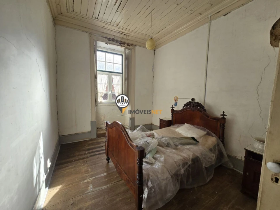 Loja para Venda em Póvoa de Rio de Moinhos e Cafede Foto 51