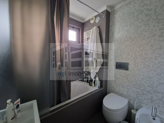 Apartamento T1 para Venda em Caparica e Trafaria Foto 6