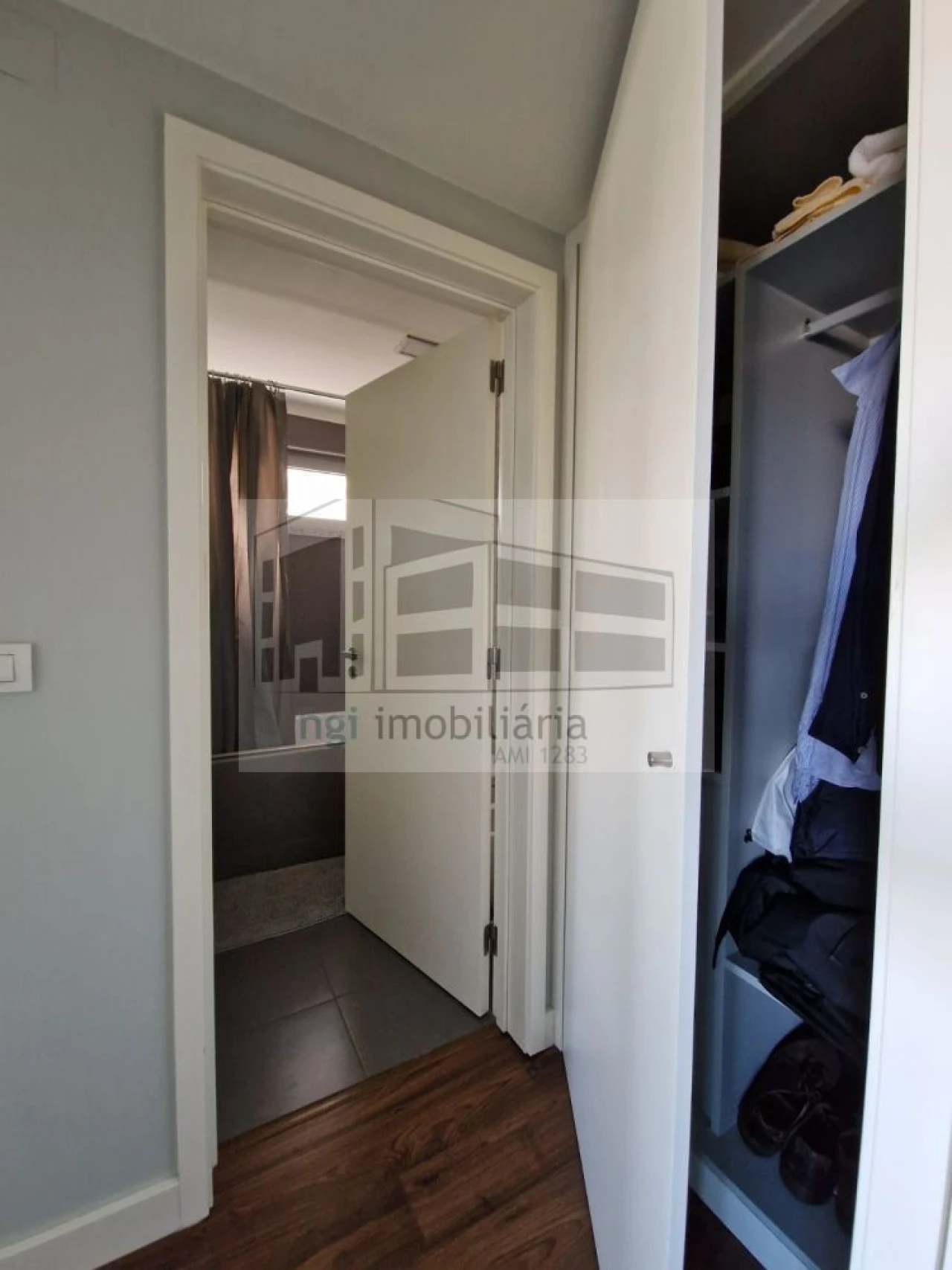 Apartamento T1 para Venda em Caparica e Trafaria Foto 12