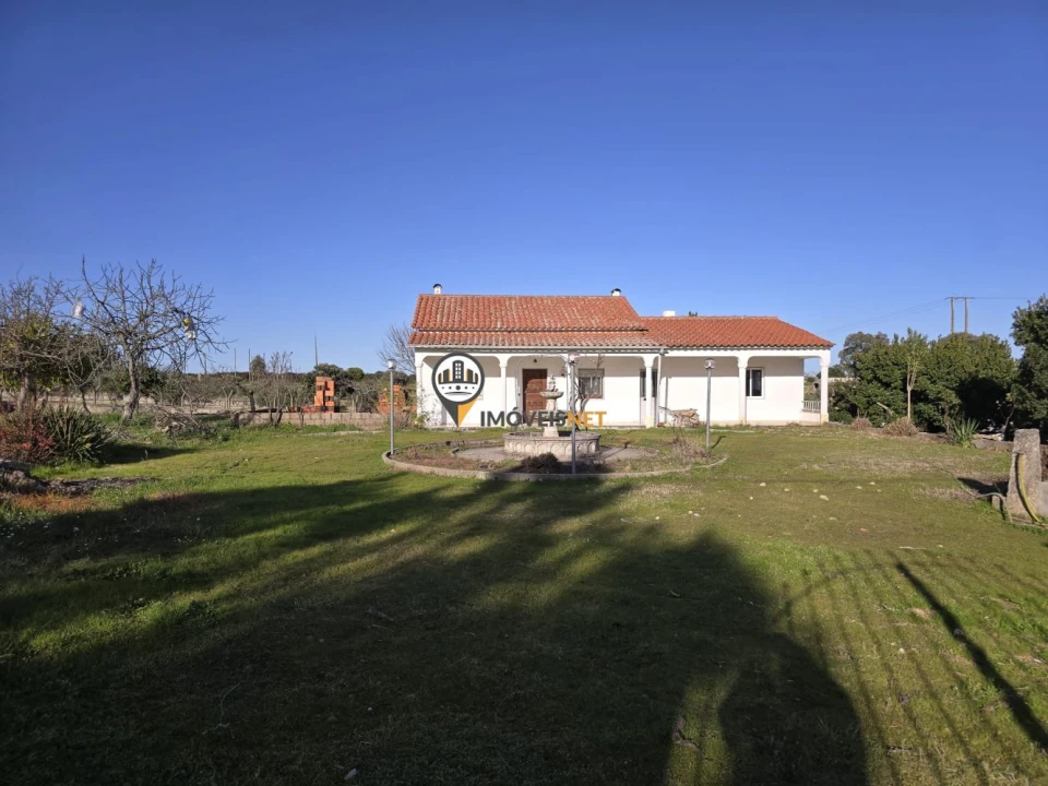 Moradia T2 para Venda em Póvoa de Rio de Moinhos e Cafede Foto 14