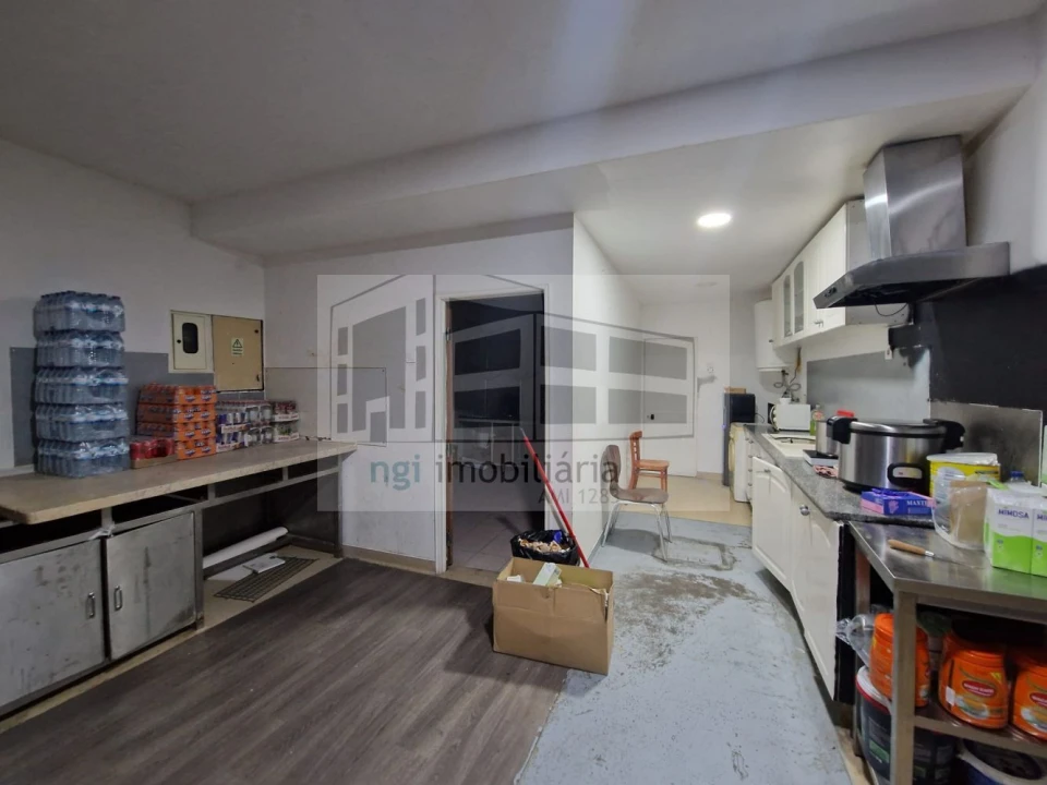 Loja para Venda em Odivelas Foto 9