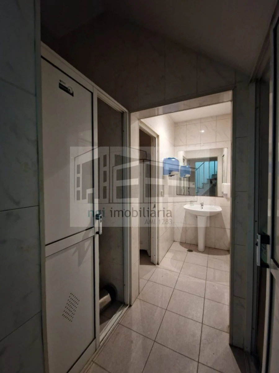 Loja para Venda em Odivelas Foto 12