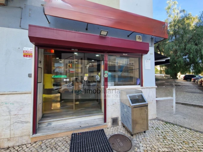Loja para Venda em Odivelas Foto 16
