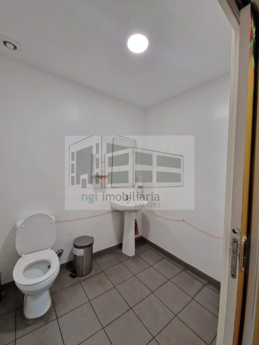 Loja para Venda em Odivelas Foto 13