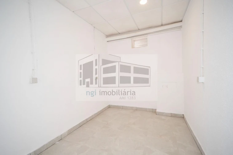 Loja para Venda em Alverca do Ribatejo e Sobralinho Foto 10