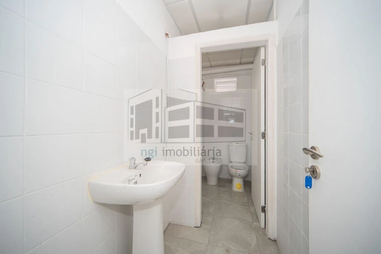 Loja para Venda em Alverca do Ribatejo e Sobralinho Foto 11