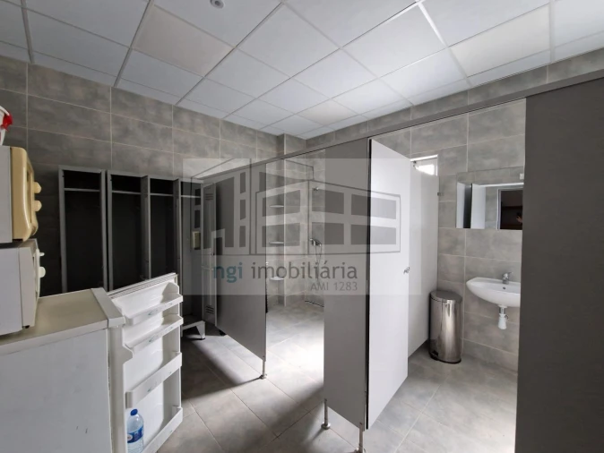 Loja para Venda em Santo Antão e São Julião do Tojal Foto 25