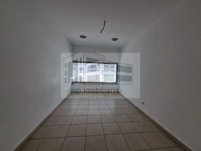 Loja para Venda em Odivelas Foto 7