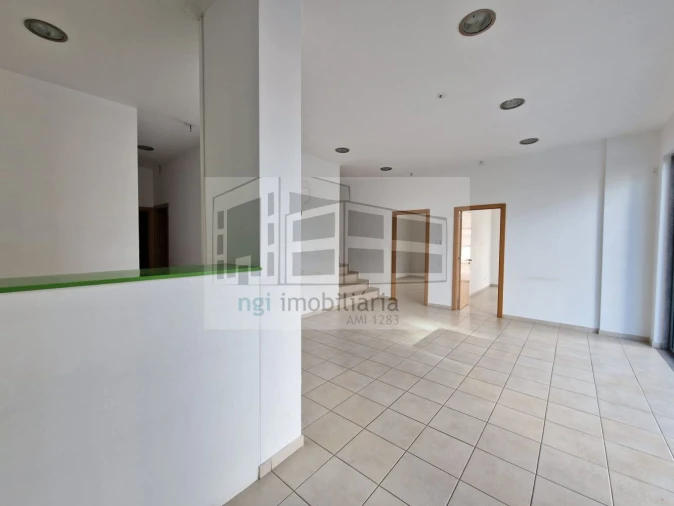 Loja para Venda em Odivelas Foto 17