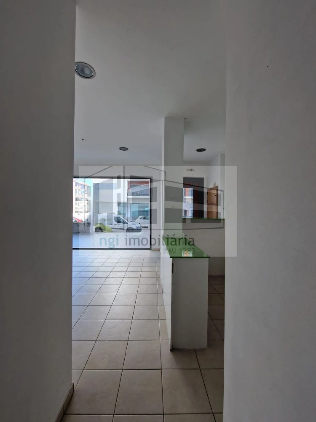 Loja para Venda em Odivelas Foto 8