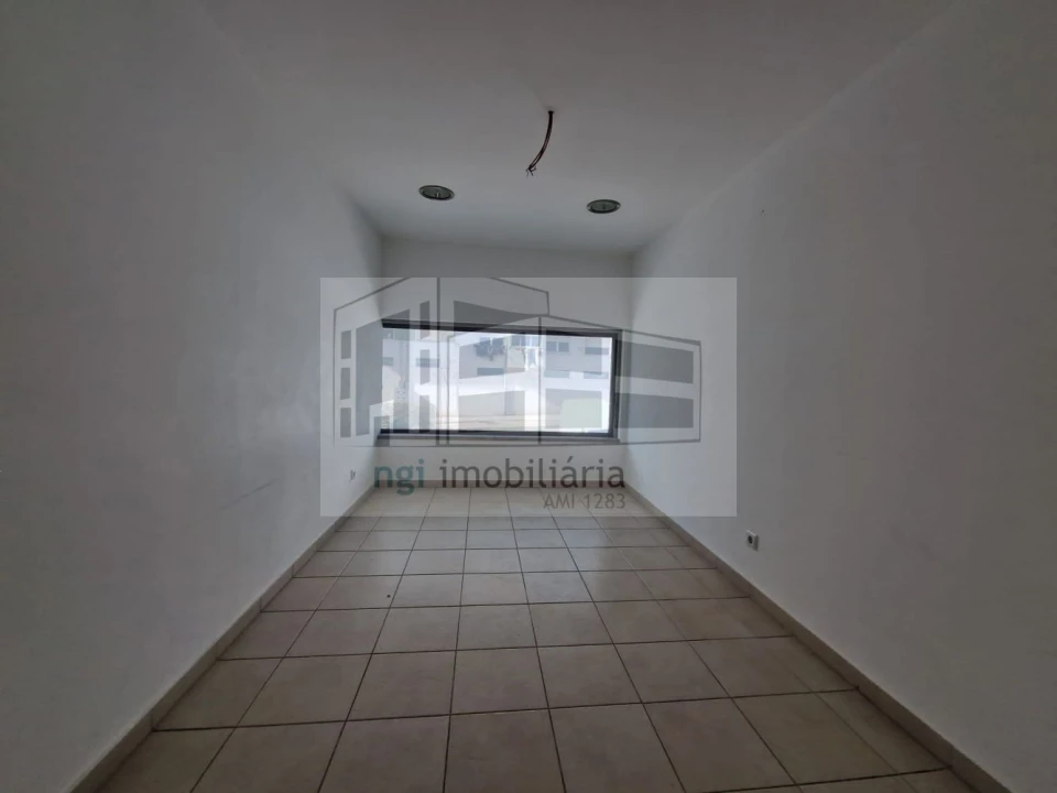 Loja para Venda em Odivelas Foto 7