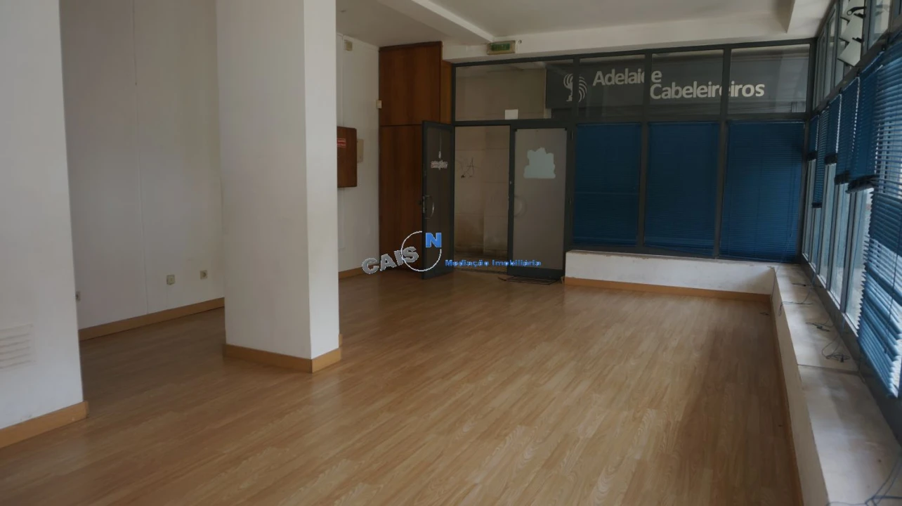 Loja para Venda em Valongo Foto 6