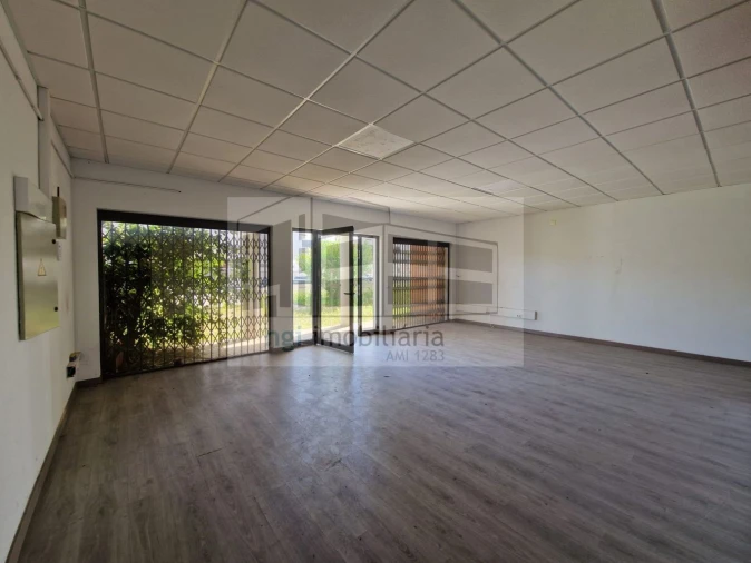 Loja para Venda em Alhos Vedros Foto 34