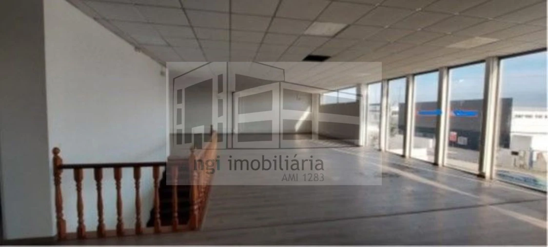 Loja para Venda em Alhos Vedros Foto 7