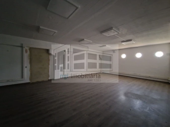 Loja para Venda em Alhos Vedros Foto 37