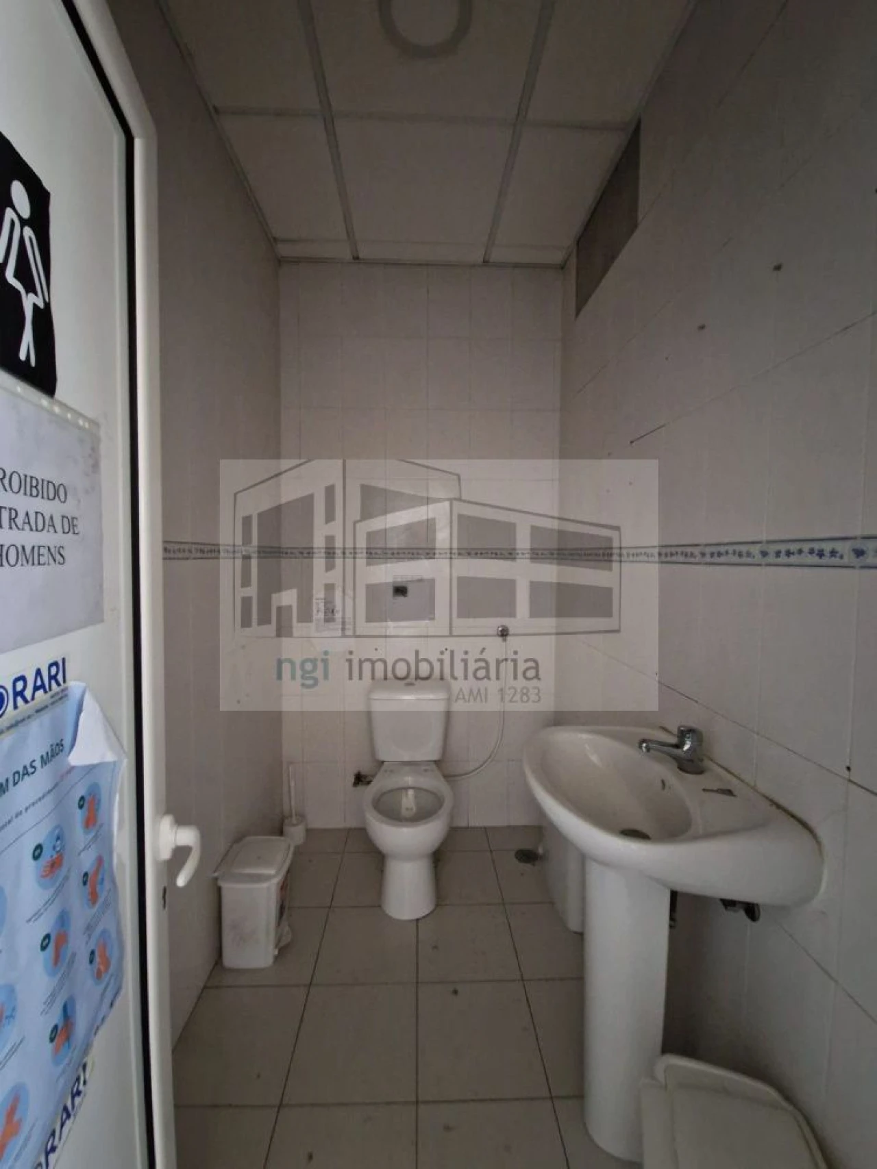 Loja para Venda em Alhos Vedros Foto 23