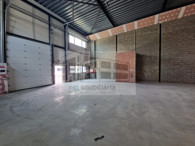 Loja para Arrendamento em Alverca do Ribatejo e Sobralinho Foto 13